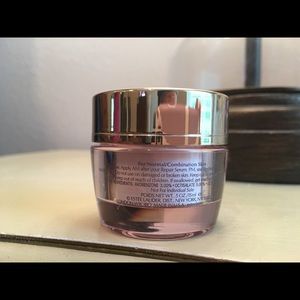 Estee Lauder Makeup - Estée Lauder Resilience Lift Cream Estee Lauder Makeup - Estée Lauder Resilience Lift Cream